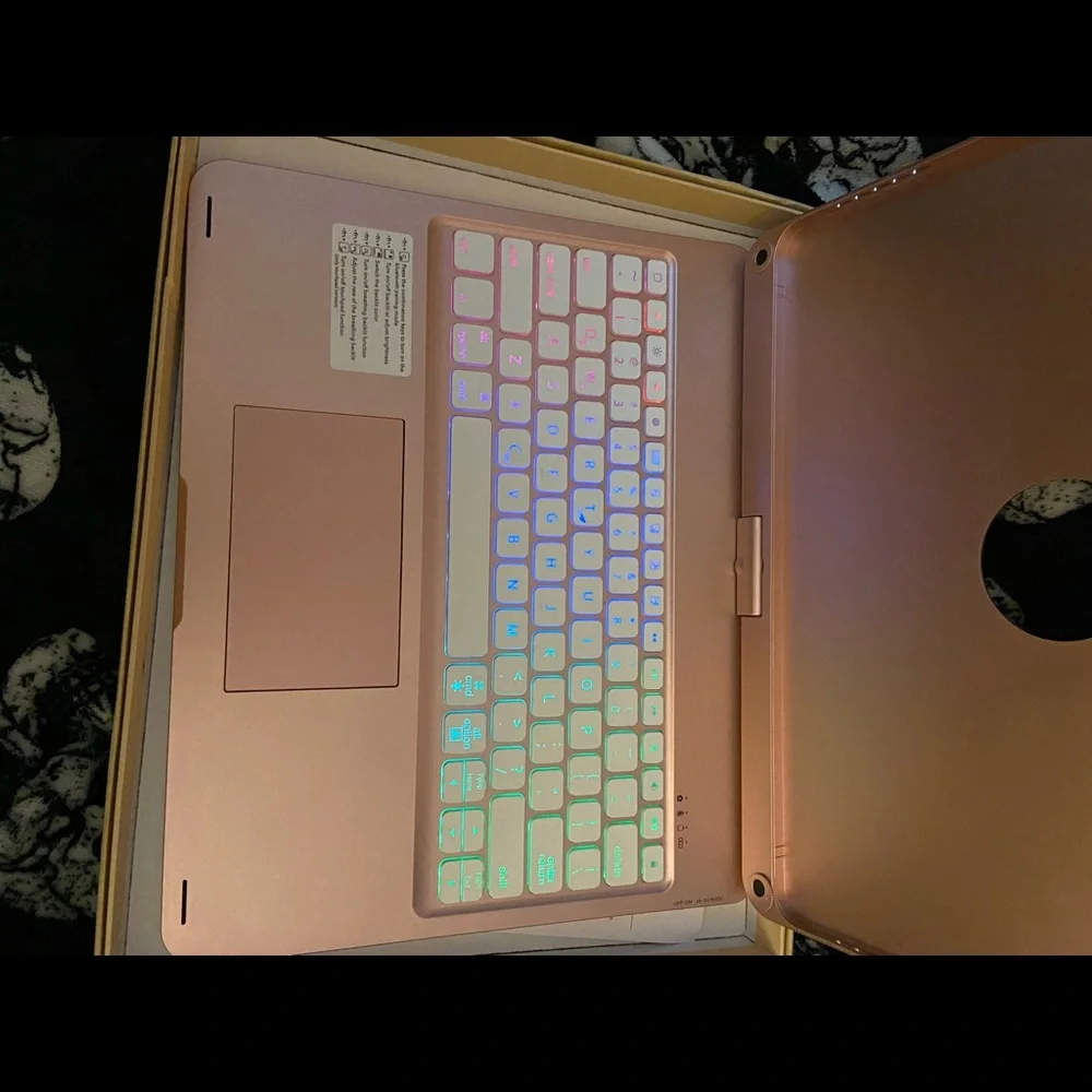 iPad Pro 12 in case with keyboard and swivel screen